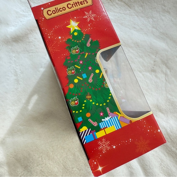 Calico Critters Christmas Red and Brown Collectible Doll Set with Accessories - Picture 8 of 8